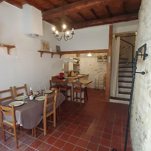 Charmante Maison Arlésienne à L'ombre Des Arènes, De 2 à 5p Arles