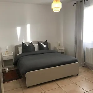 Privee Calme 15 Min A Pied Du Centre Parking Gratuit Appartement